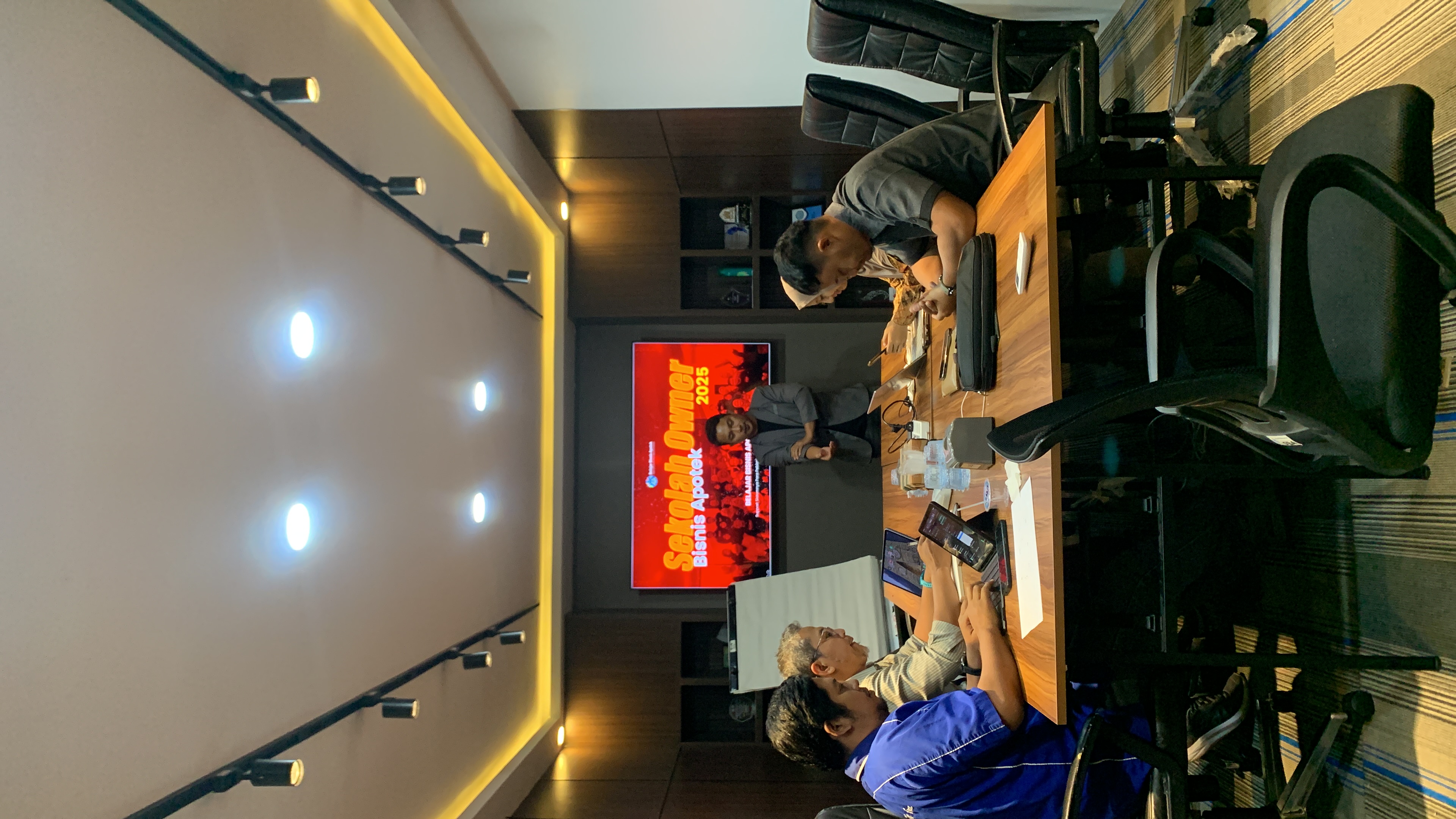 Jejaring Alumni Belajar Bisnis Apotek